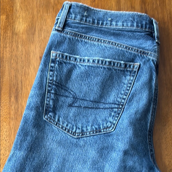 AE Low Rise Baggy Jean 8 - Picture 7 of 8